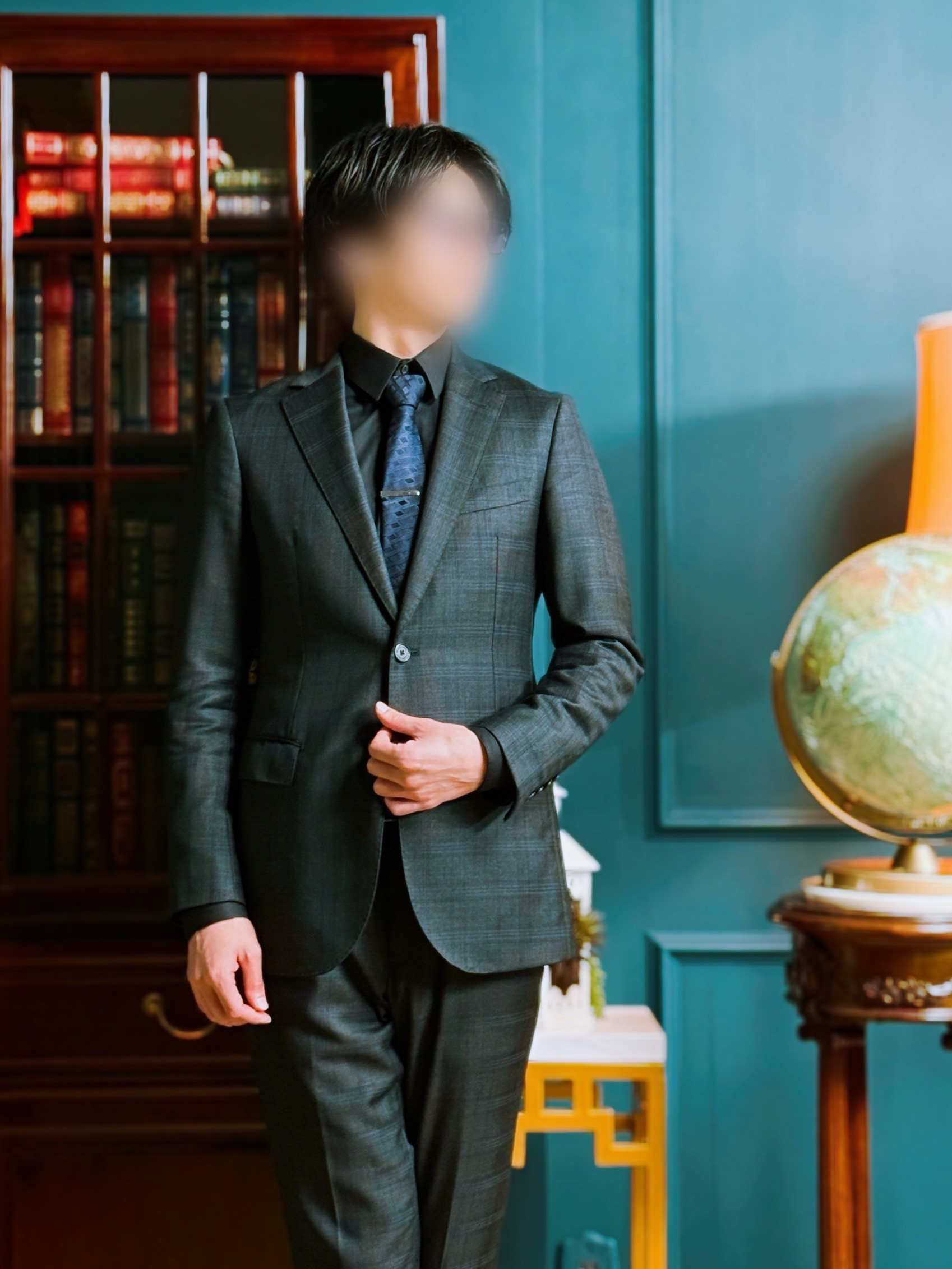 【背中を向ける】